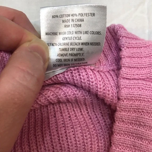 HELLO KITTY Sweater Vest Juniors’ see description - Picture 5 of 5